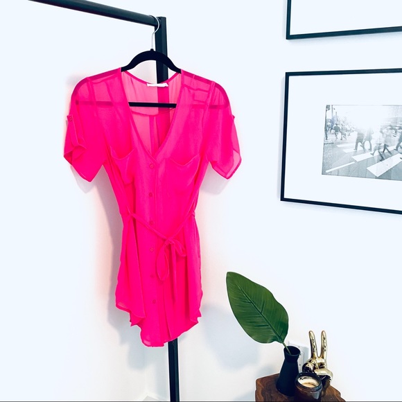 💙2 for $45💙 LUSH Sheer Belted Cover-Up - Picture 3 of 6